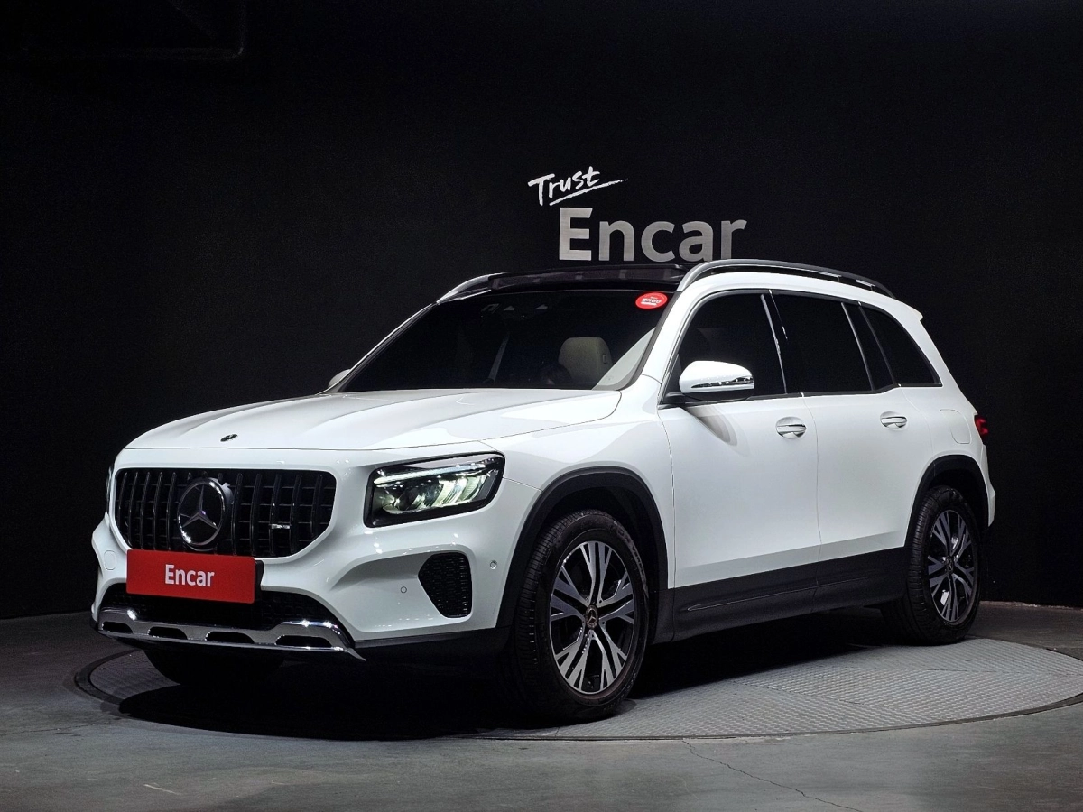 MERCEDES BENZ GLB-CLASS X247  2024