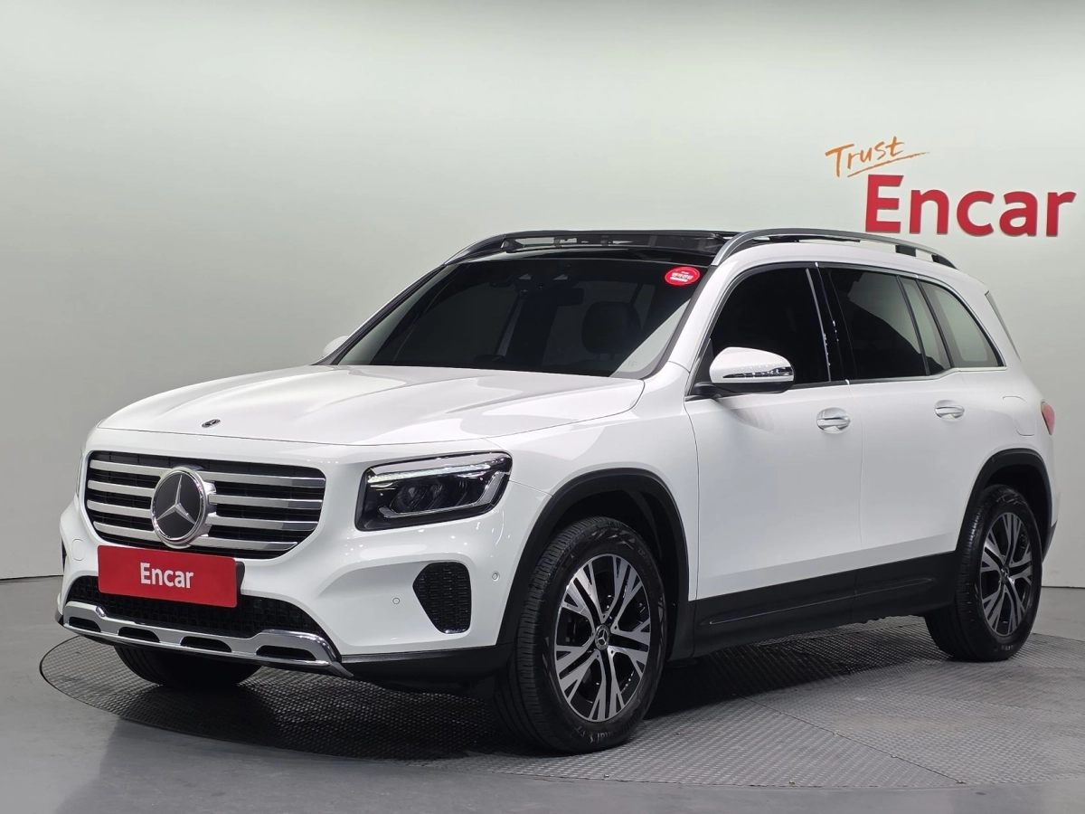 MERCEDES BENZ GLB-CLASS X247  2024