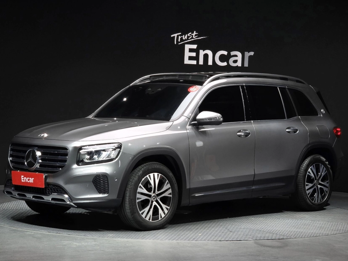 MERCEDES BENZ GLB-CLASS X247  2024