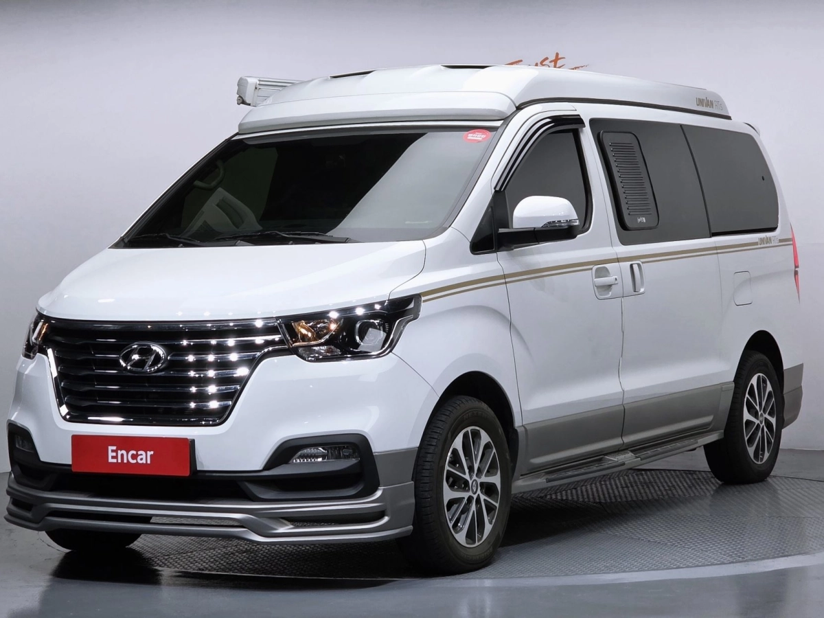 HYUNDAI STAREX GRAND  2020
