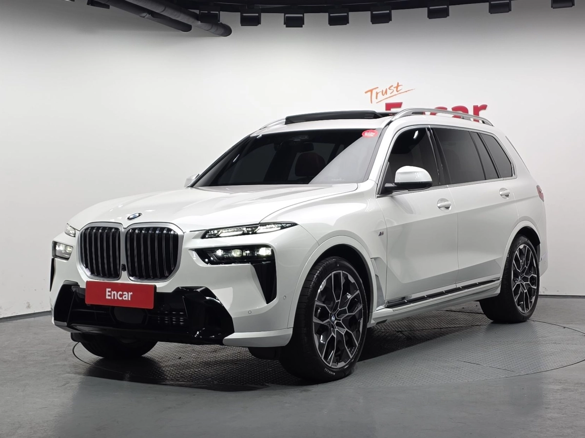 BMW X7 G07 2025