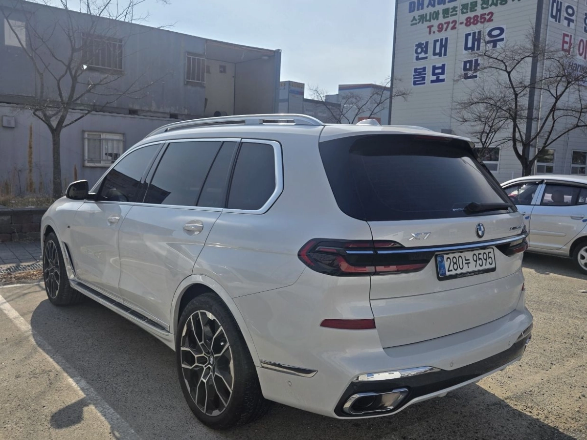 BMW X7 G07