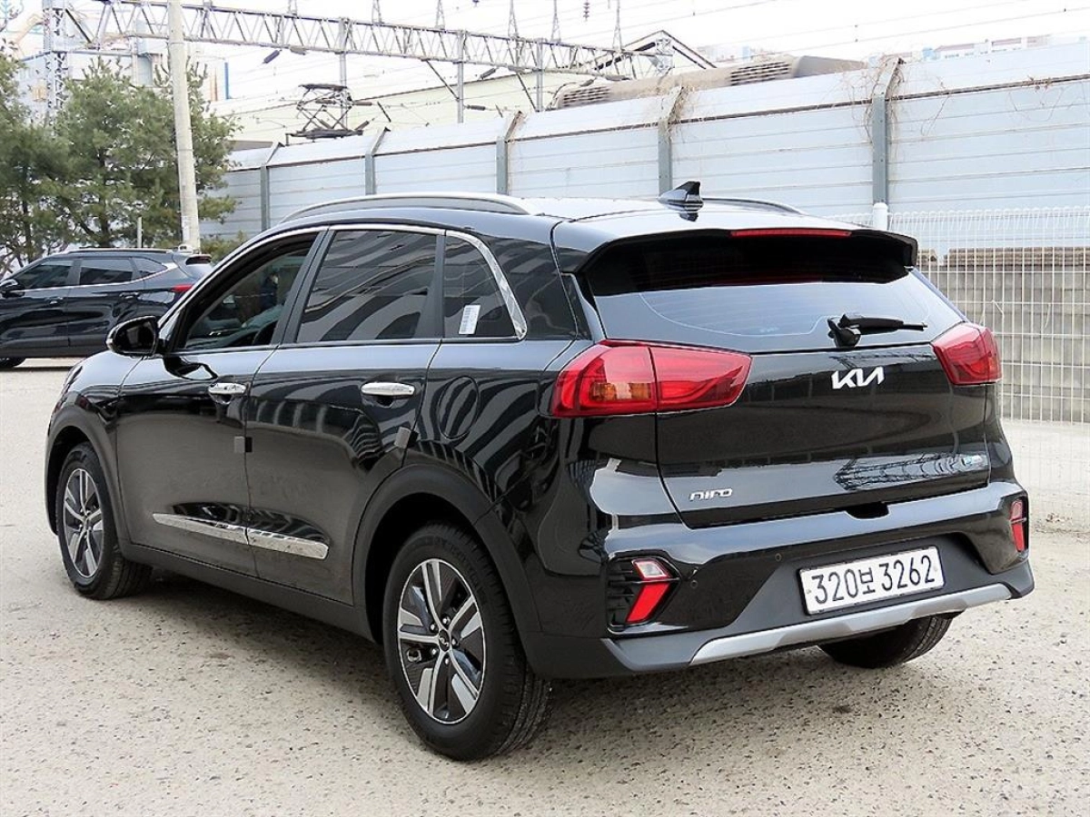 KIA NIRO