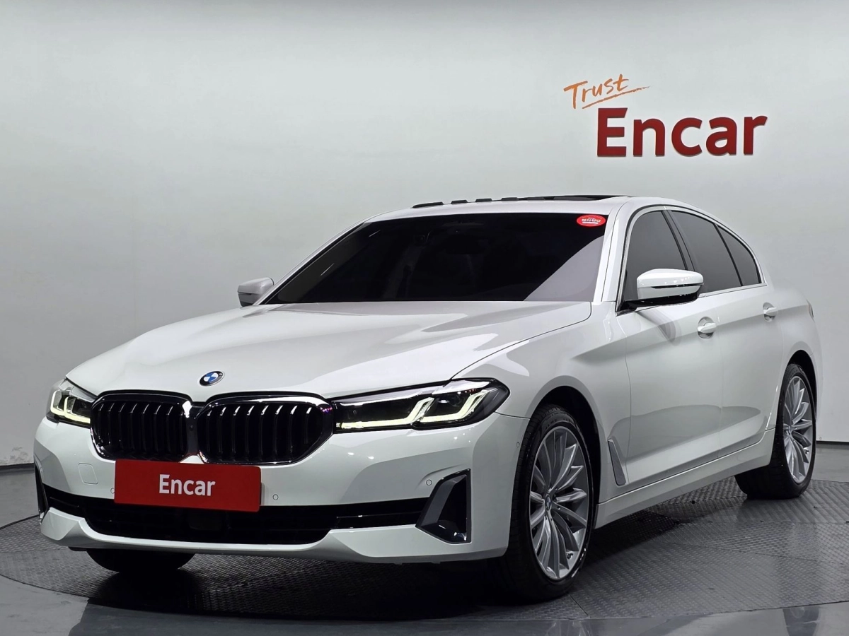 BMW 5-SERIES G30 2023