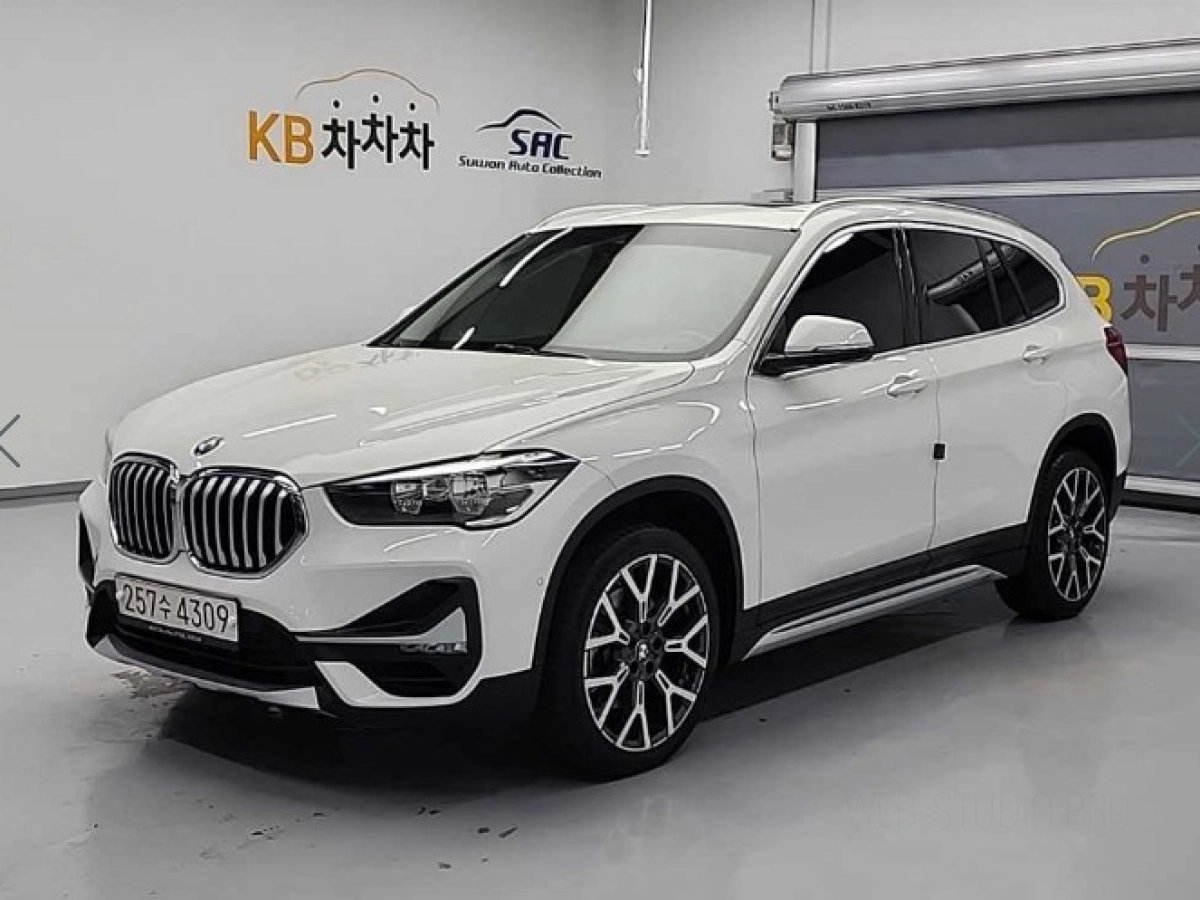 BMW X1 F48  2022