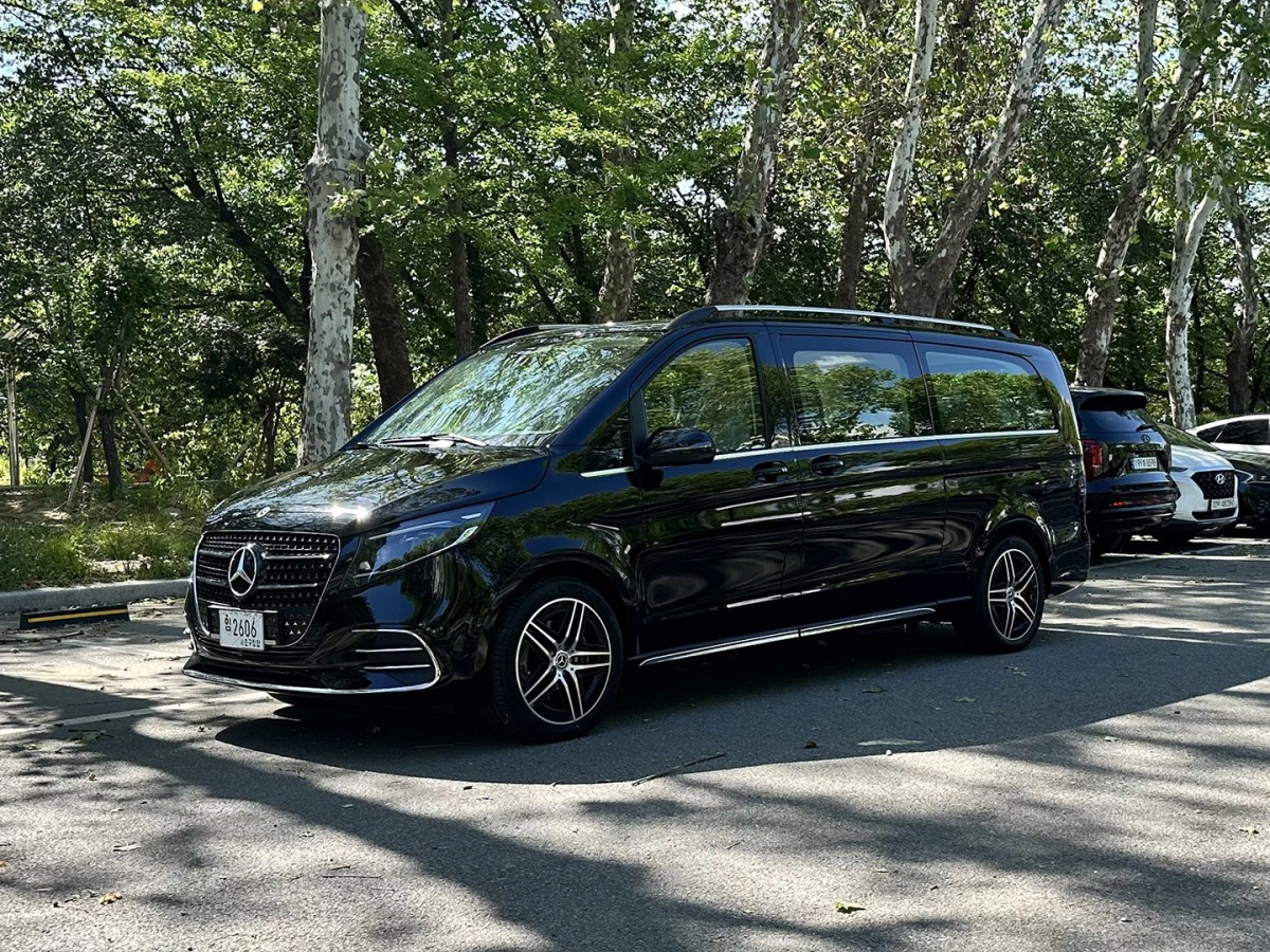 MERCEDES BENZ V-CLASS  2025