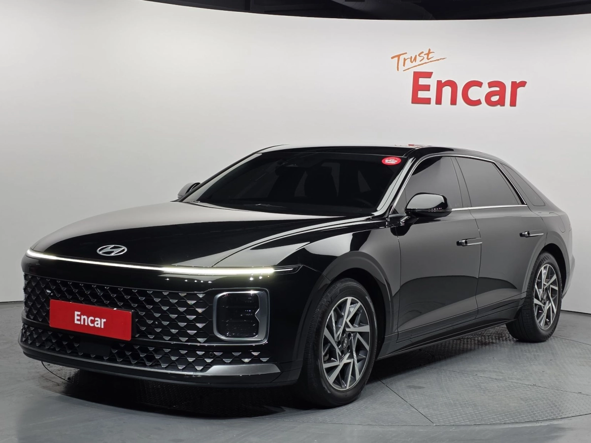 HYUNDAI GRANDEUR GN7  2023