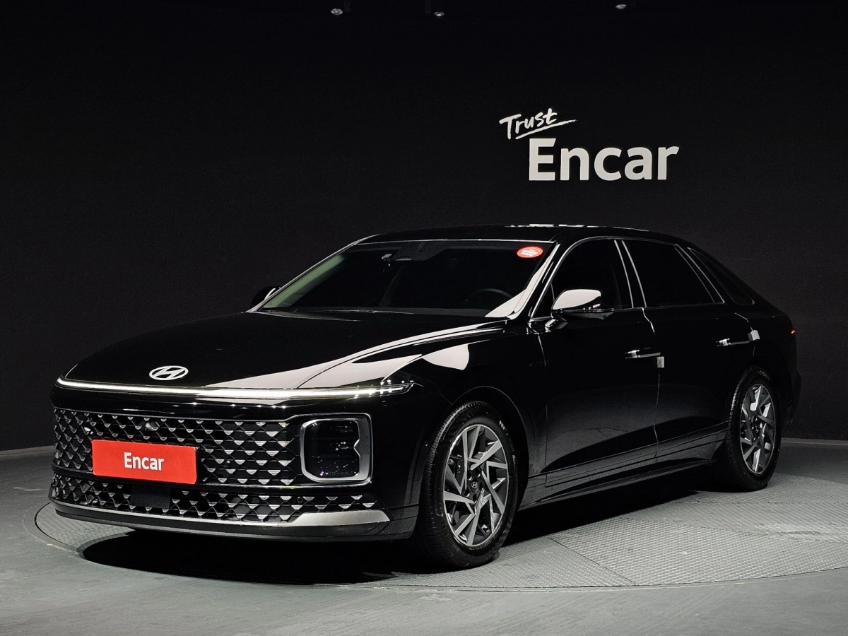 HYUNDAI GRANDEUR GN7  2023