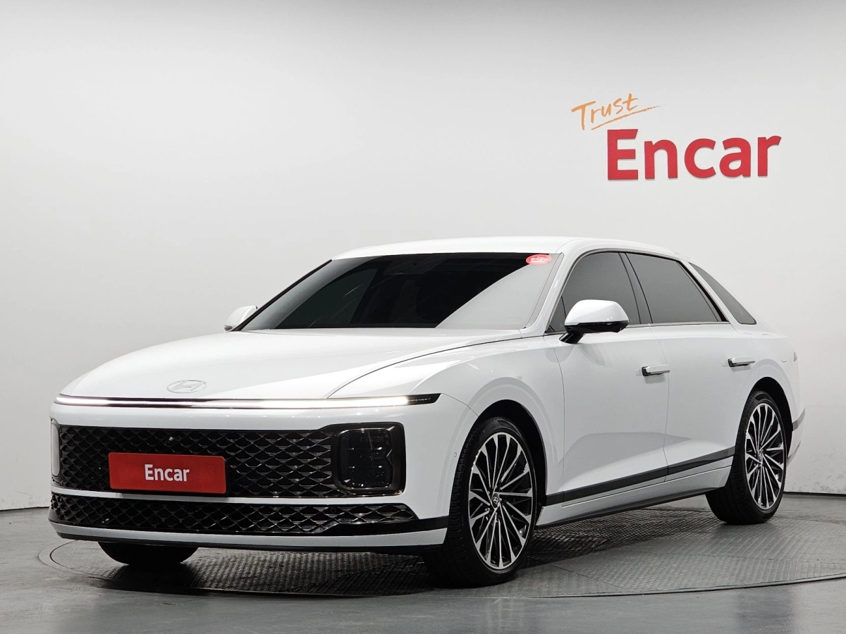 HYUNDAI GRANDEUR GN7  2024