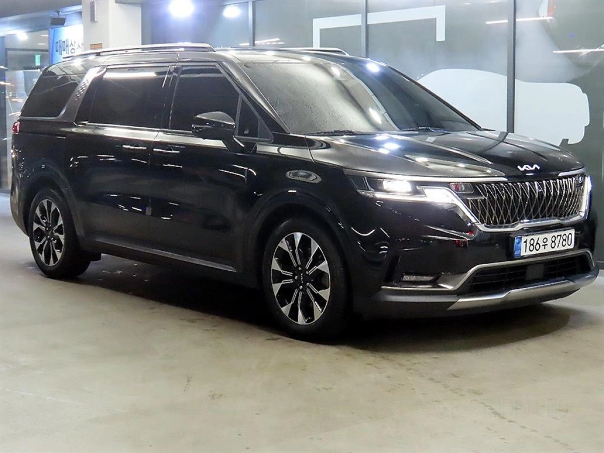 KIA CARNIVAL 2022