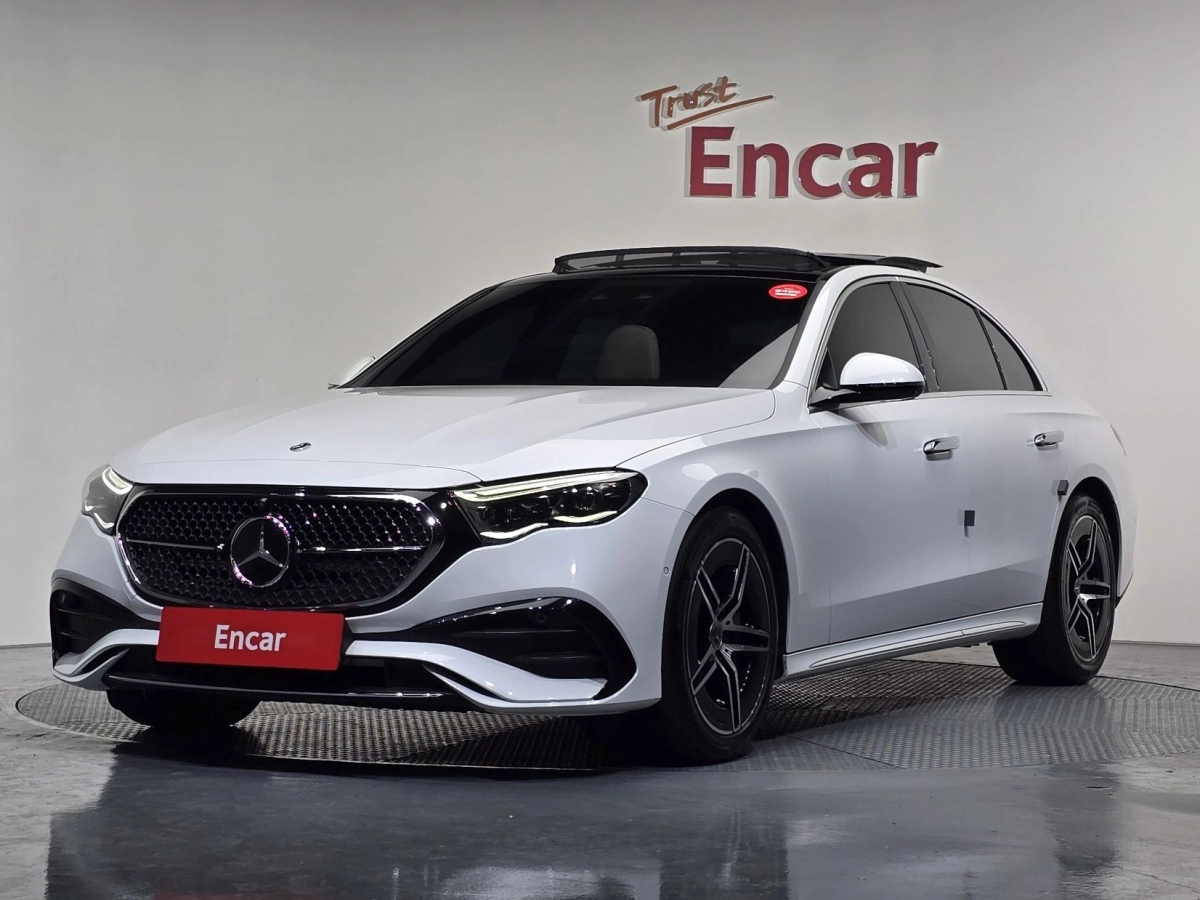 MERCEDES BENZ E-CLASS W214 2024