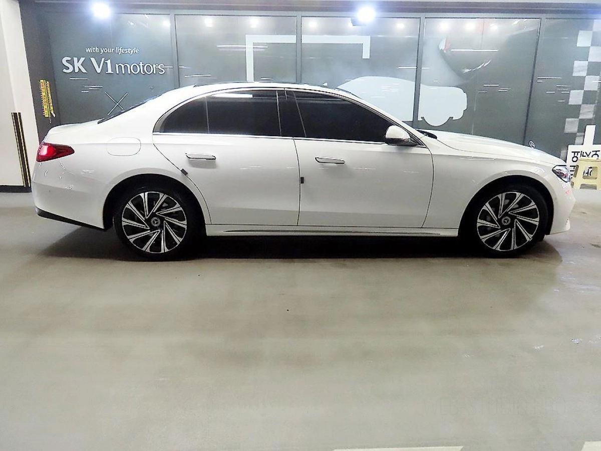 MERCEDES BENZ E-CLASS W214