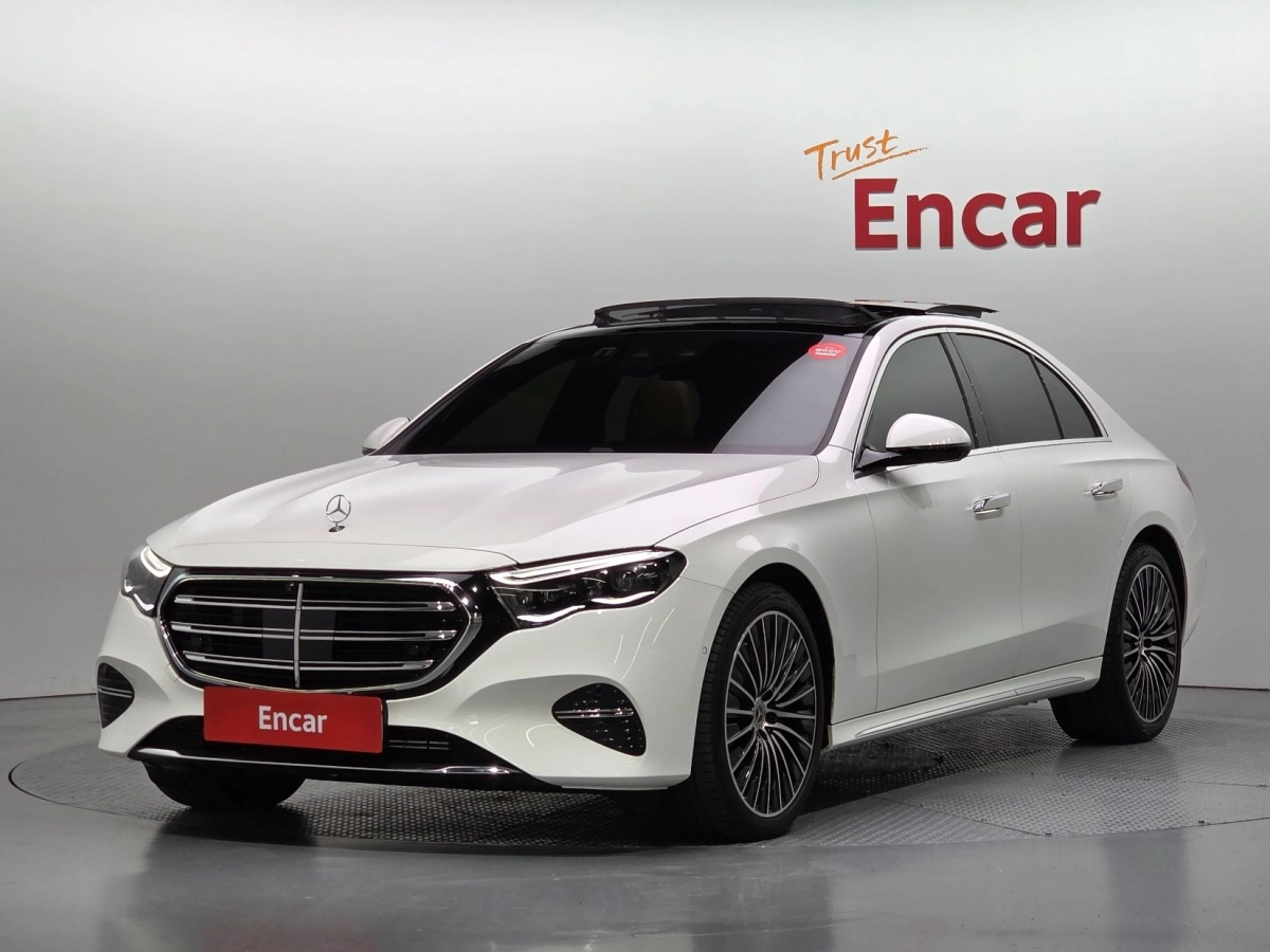 MERCEDES BENZ E-CLASS W214  2024