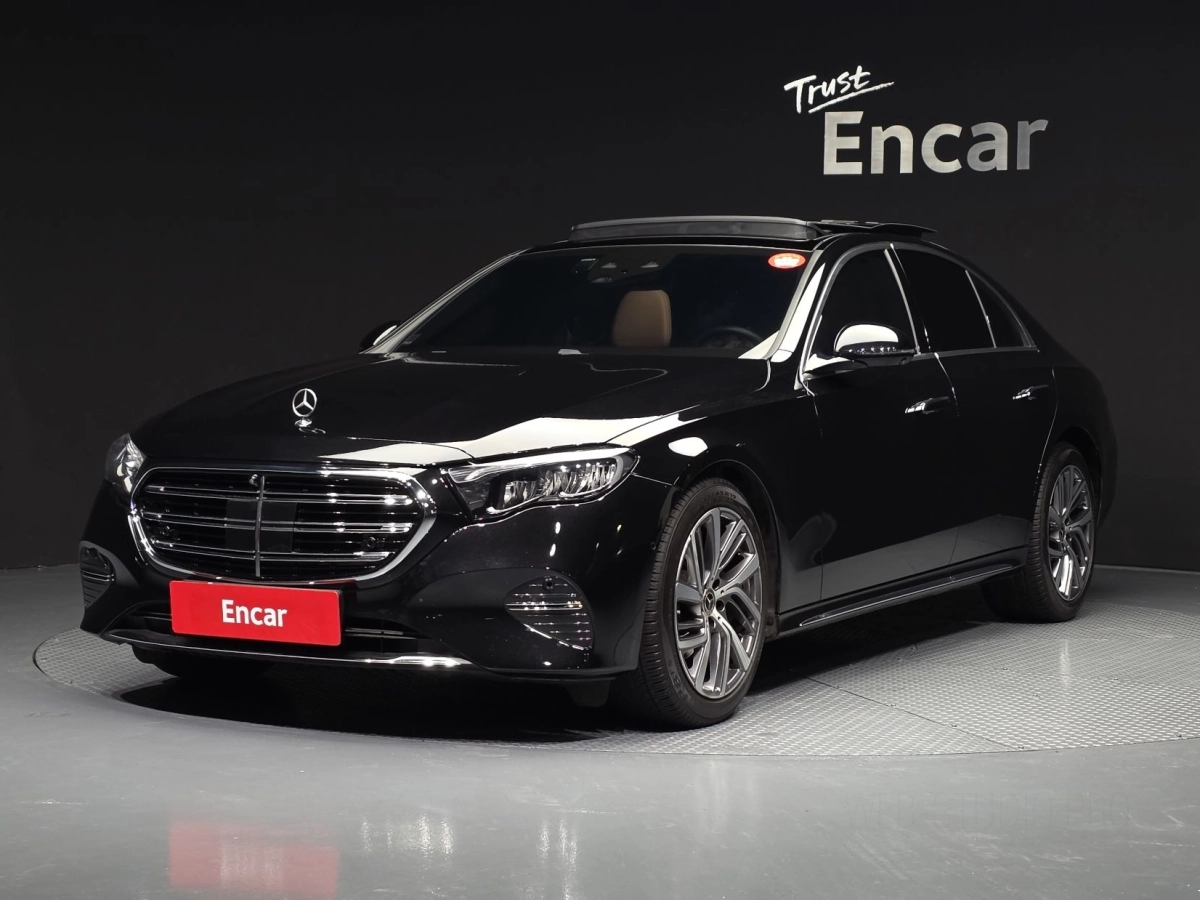MERCEDES BENZ E-CLASS W214  2024