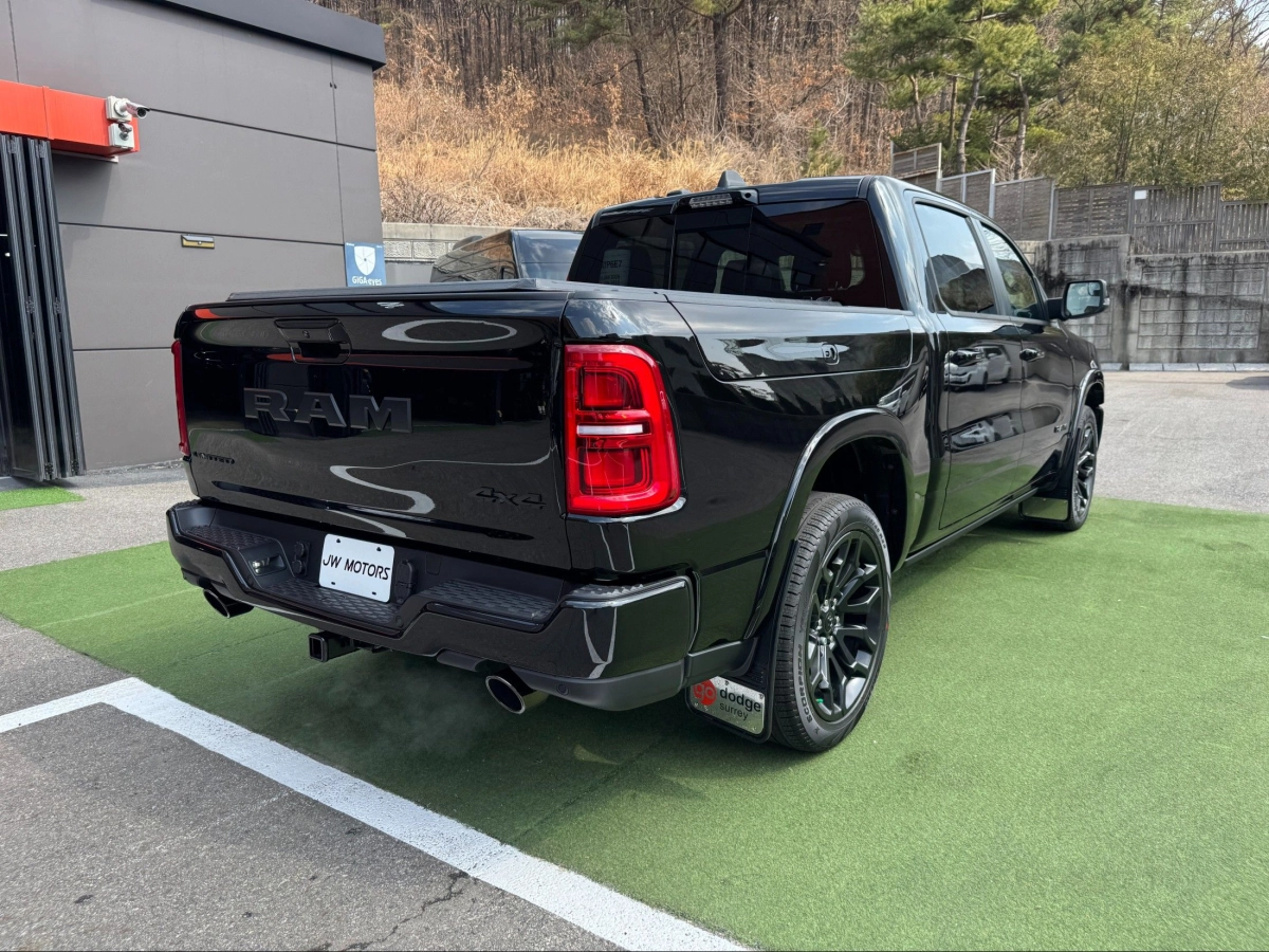 DODGE RAM PICK UP