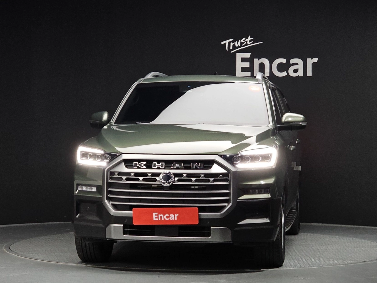 SSANGYONG REXTON SPORTS CAR