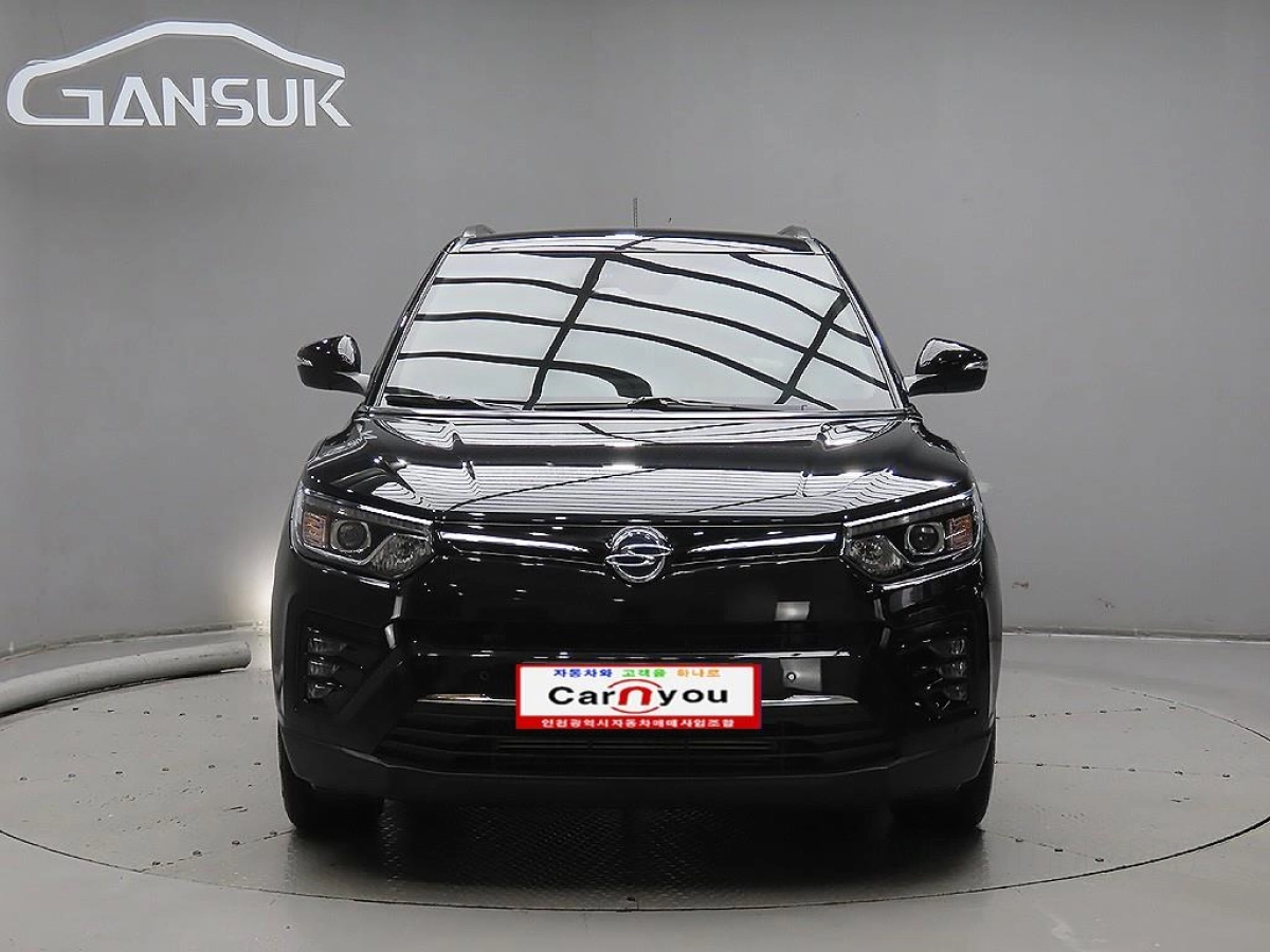 SSANGYONG TIVOLI VERY NEW  2023