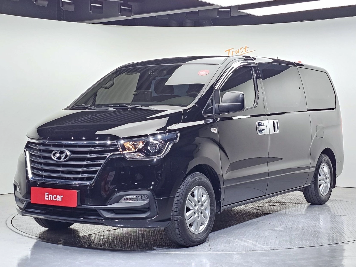 HYUNDAI STAREX GRAND 2021