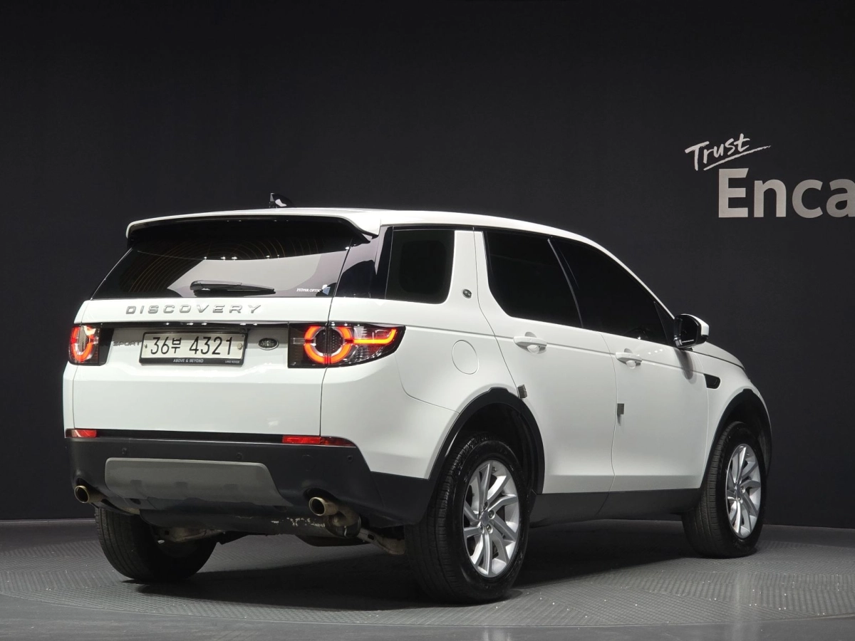 LAND ROVER DISCOVERY SPORT