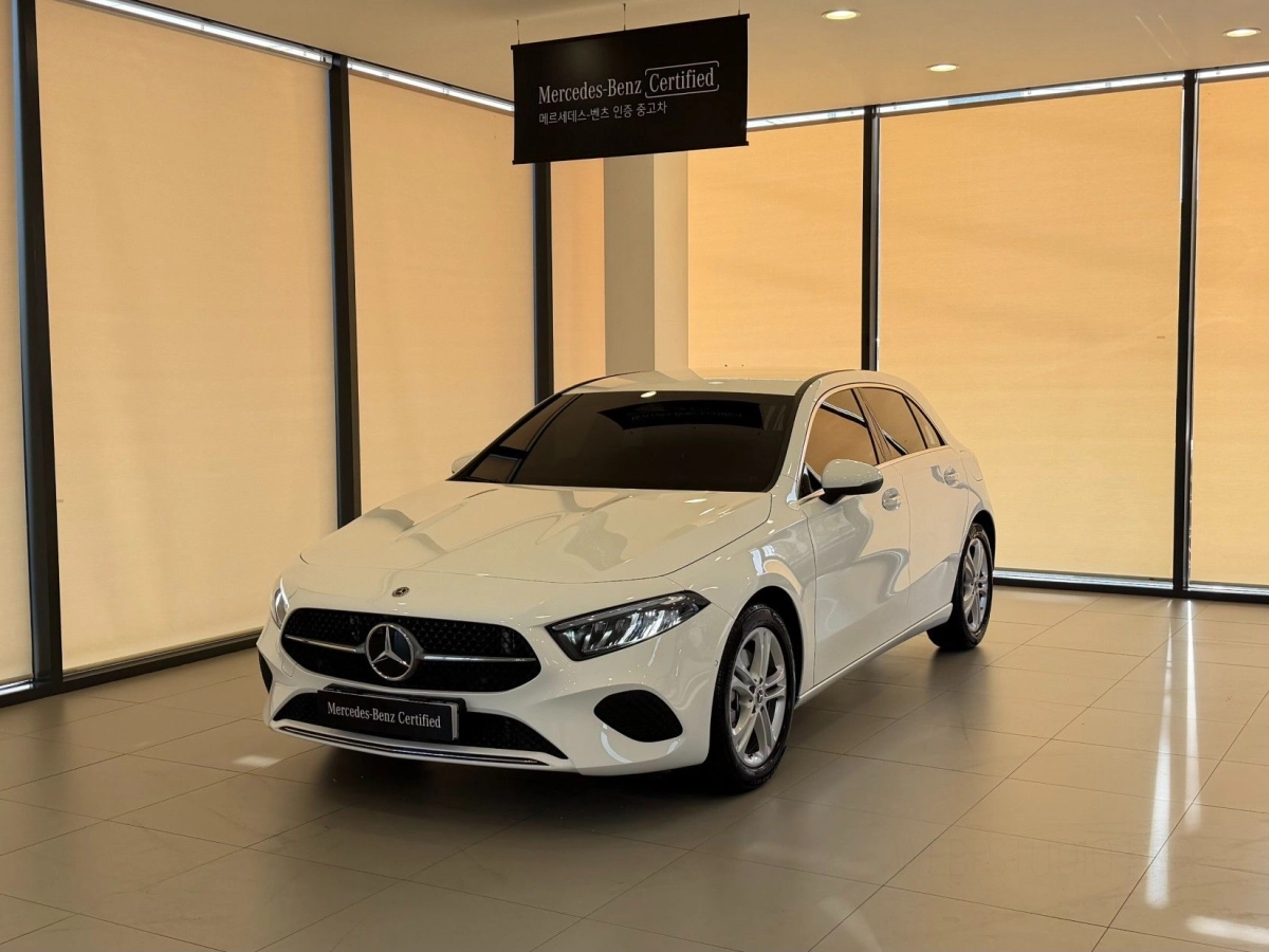 MERCEDES BENZ A-CLASS W177  2025