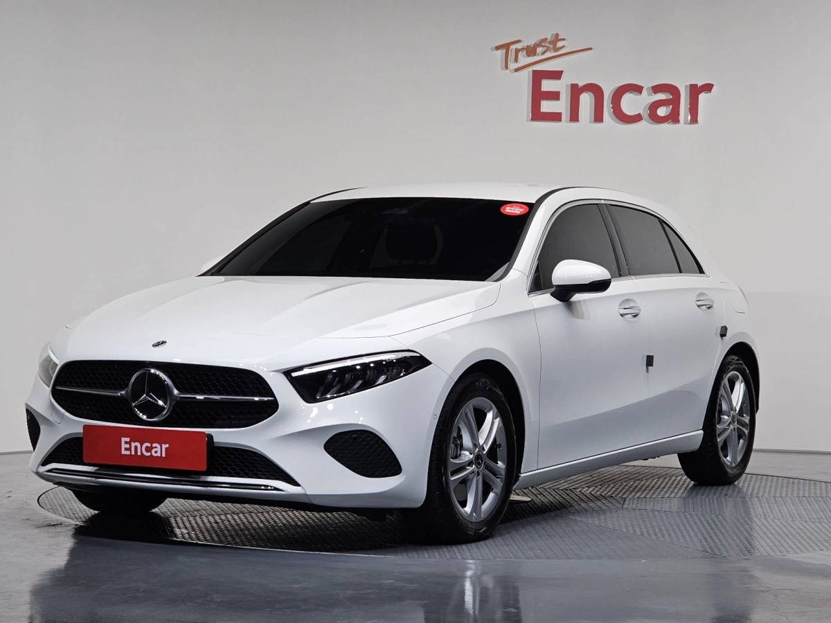MERCEDES BENZ A-CLASS W177  2025