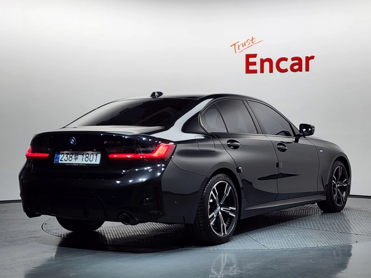 BMW 3-SERIES G20 2024