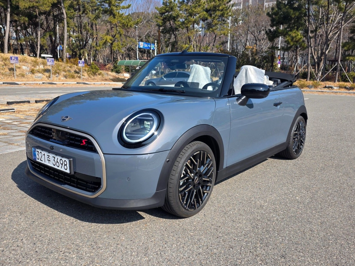 MINI COOPER S CONVERTIBLE