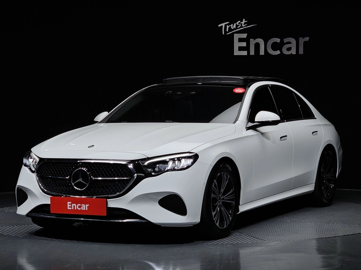MERCEDES BENZ E-CLASS W214  2024