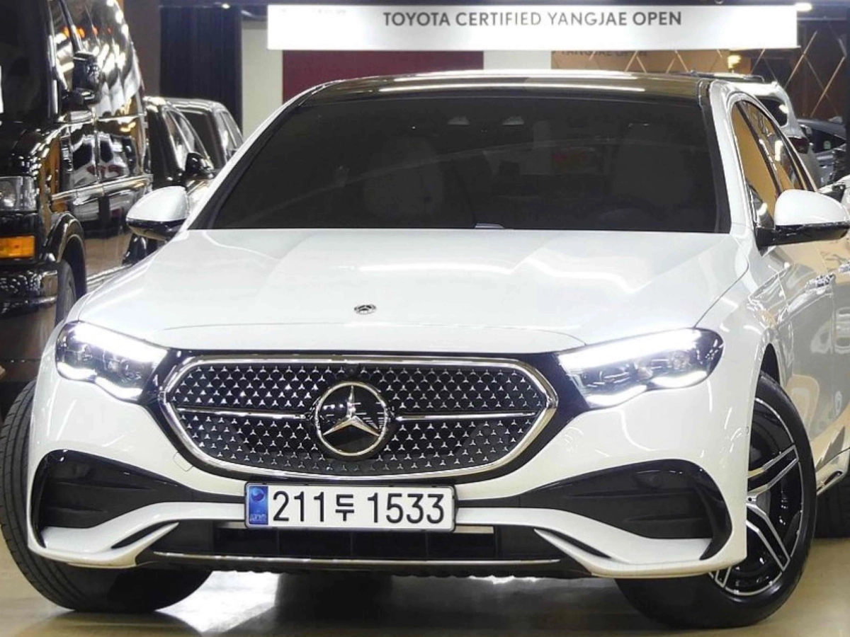 MERCEDES BENZ E-CLASS W214 2025