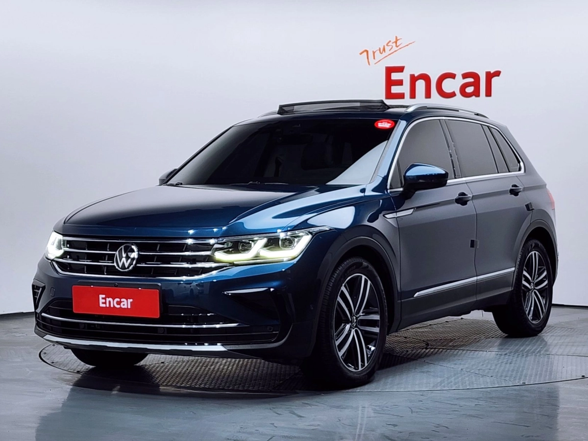 VOLKSWAGEN TIGUAN 2021