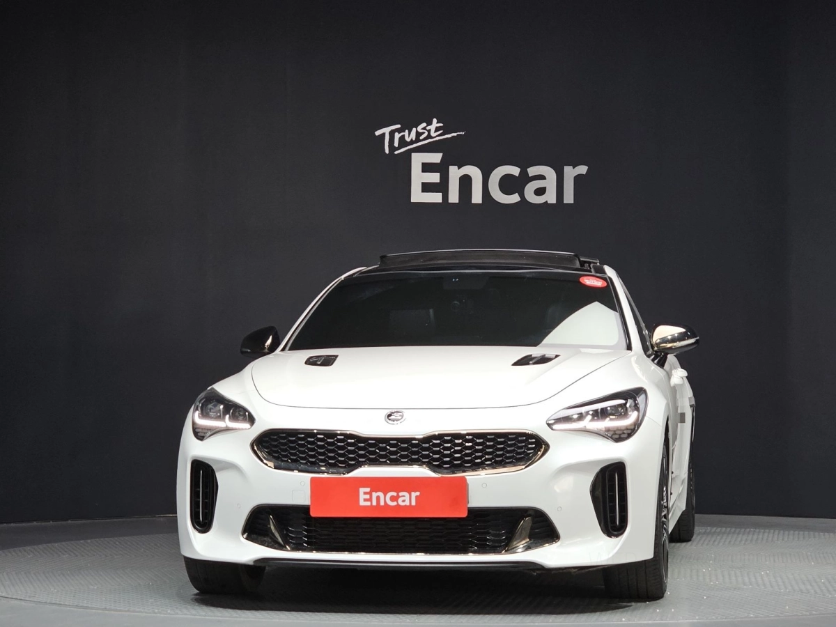 KIA STINGER