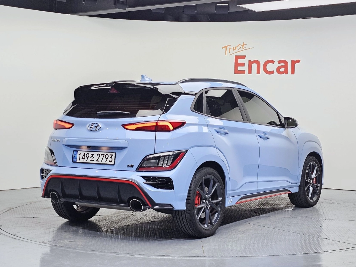 HYUNDAI KONA