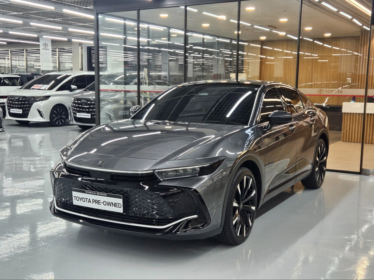 TOYOTA CROWN CROSSOVER  2023