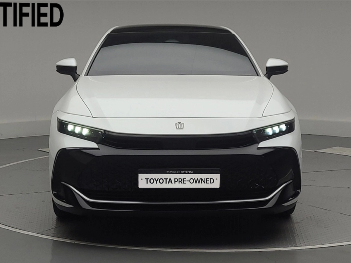 TOYOTA CROWN CROSSOVER