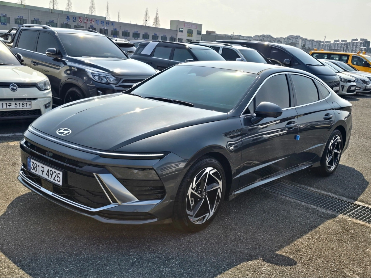 HYUNDAI SONATA