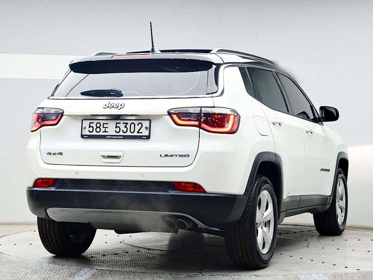 JEEP COMPASS