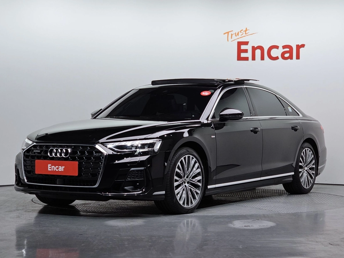 AUDI A8 D5  2023