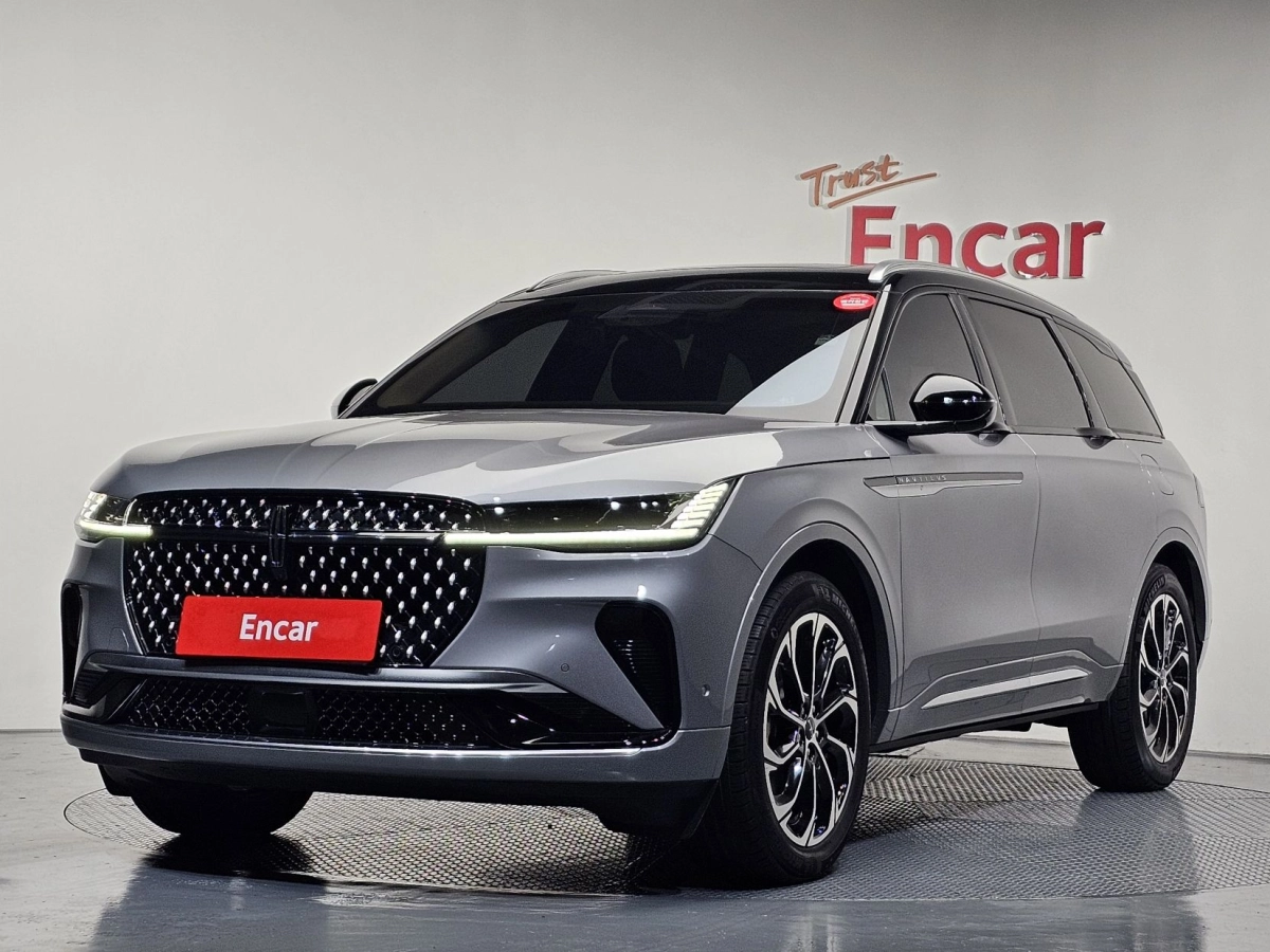 LINCOLN NAUTILUS  2024