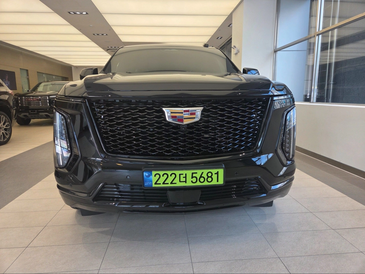 CADILLAC ESCALADE  2025