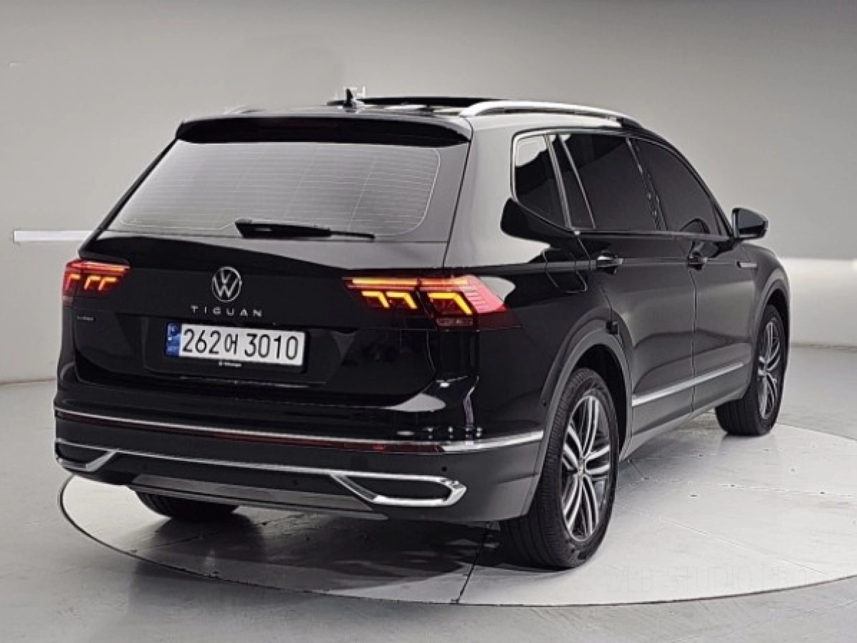 VOLKSWAGEN TIGUAN ALLSPACE