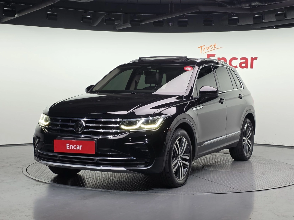 VOLKSWAGEN TIGUAN 2021