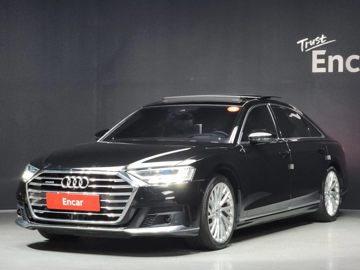 AUDI A8 D5  2019