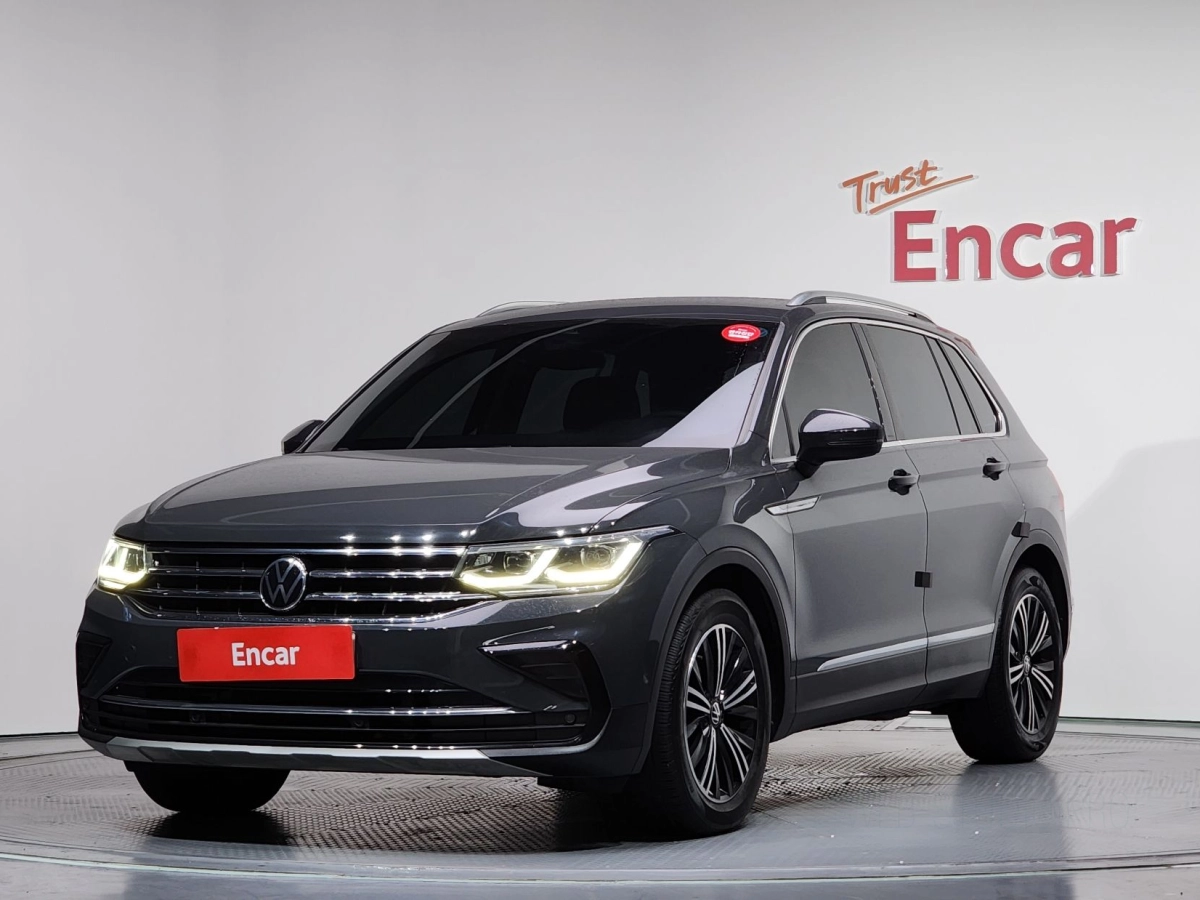 VOLKSWAGEN TIGUAN 2021