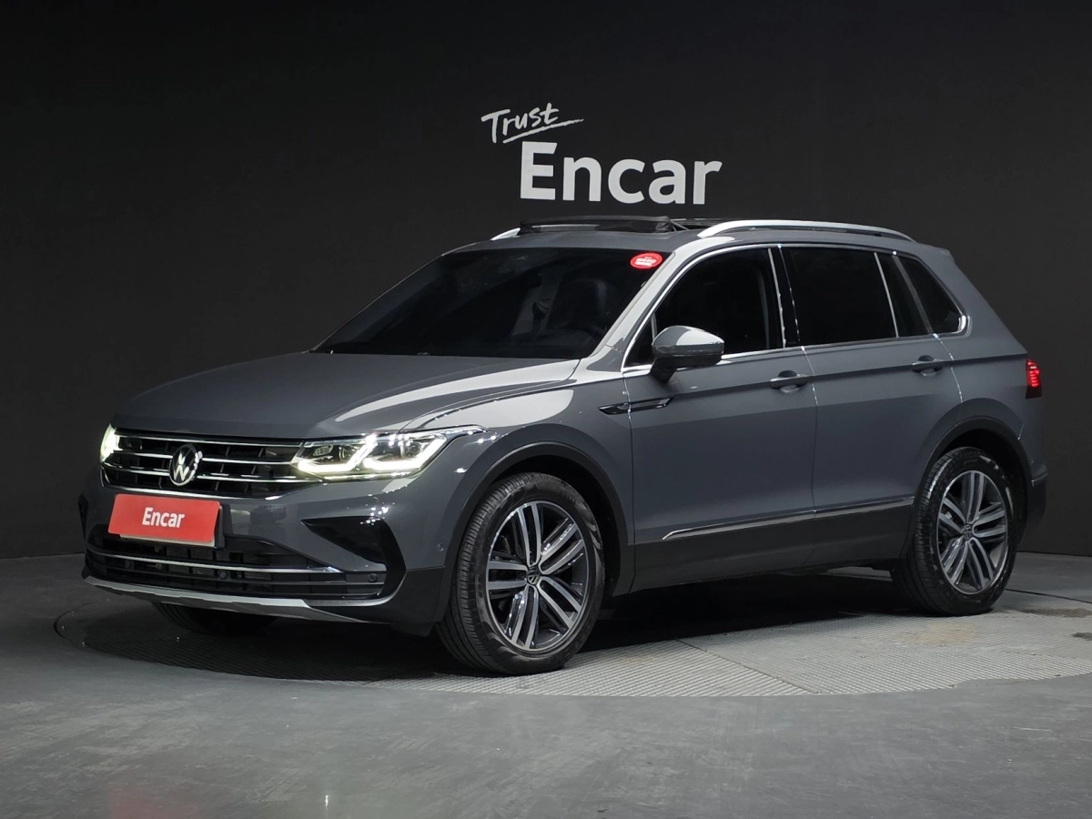 VOLKSWAGEN TIGUAN 2021