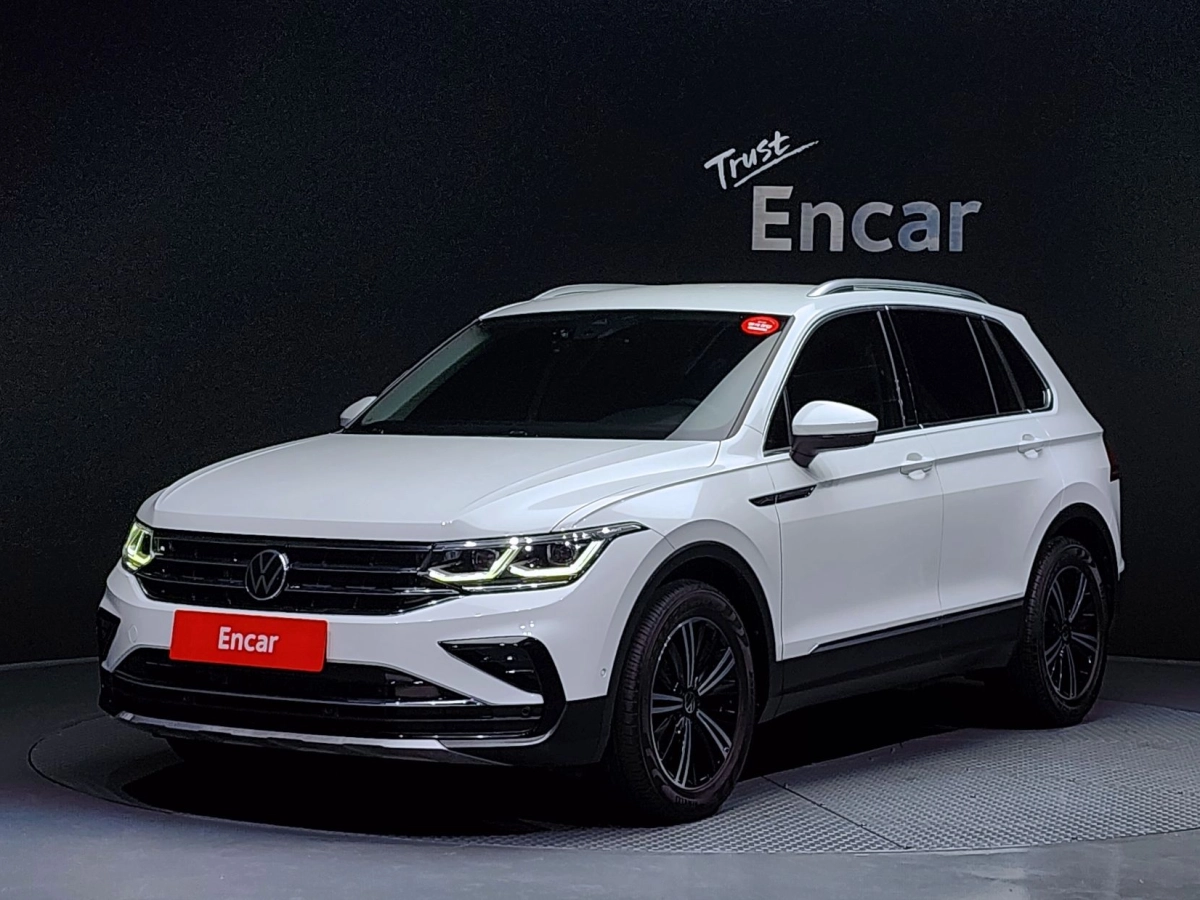 VOLKSWAGEN TIGUAN 2021
