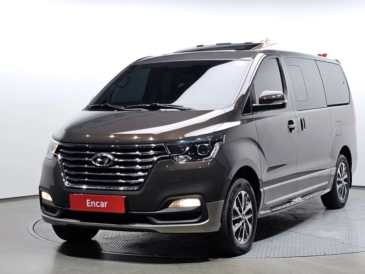 HYUNDAI STAREX GRAND 2020