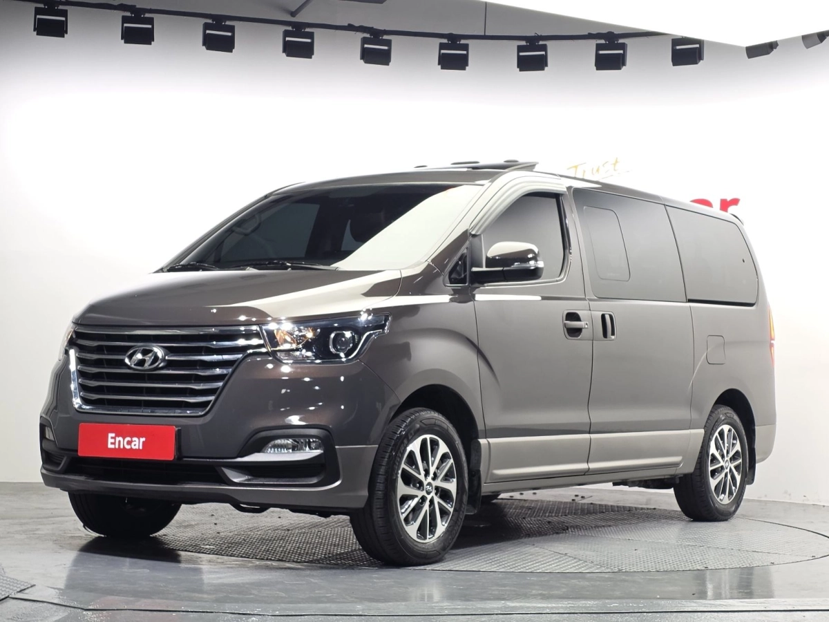HYUNDAI STAREX GRAND 2020