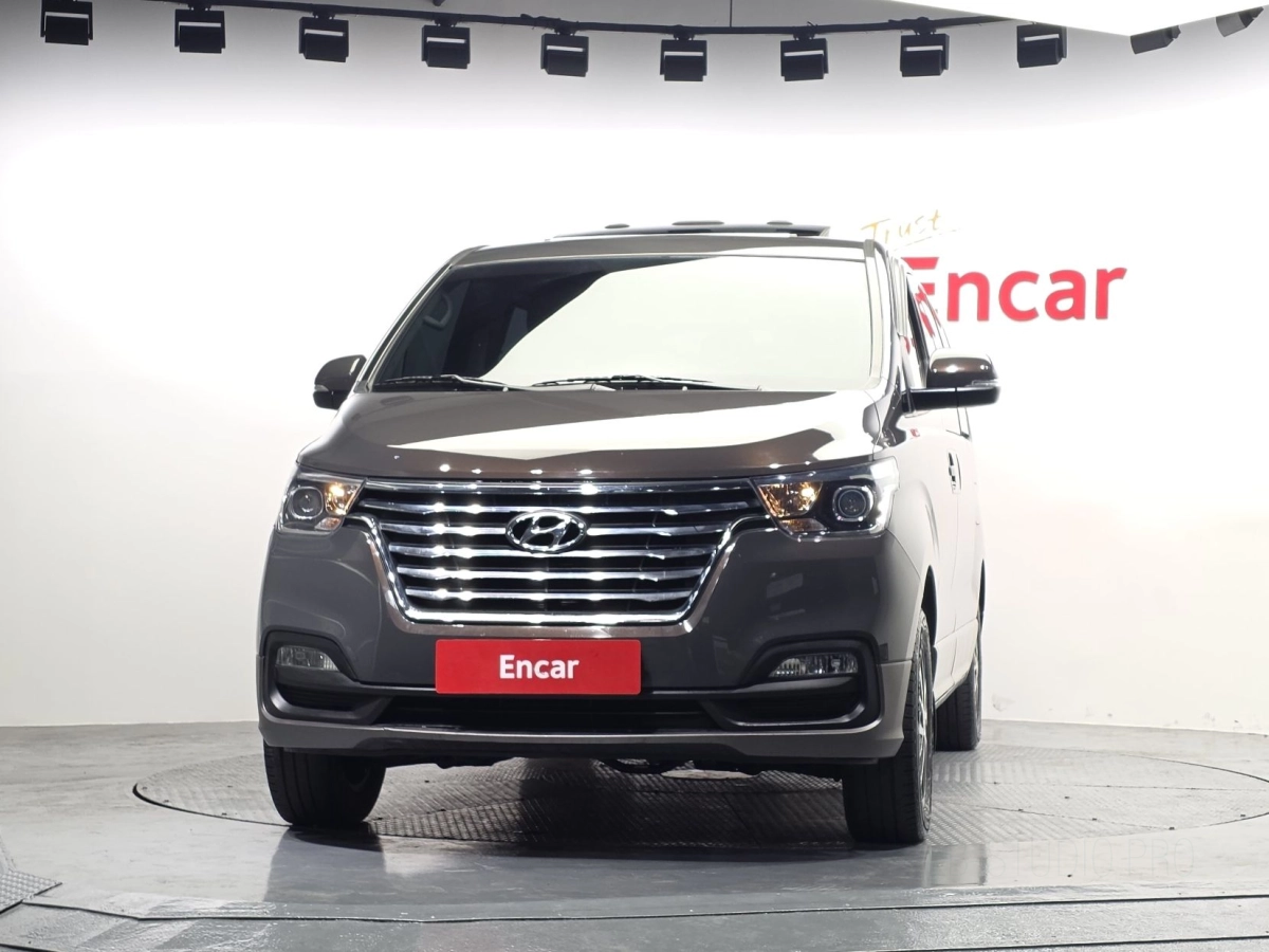 HYUNDAI STAREX GRAND