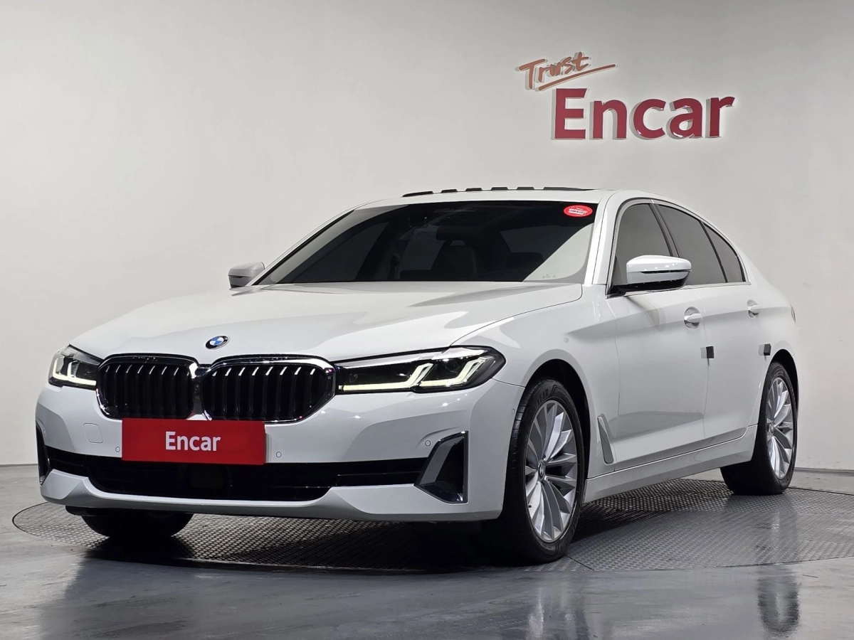 BMW 5-SERIES G30 2021