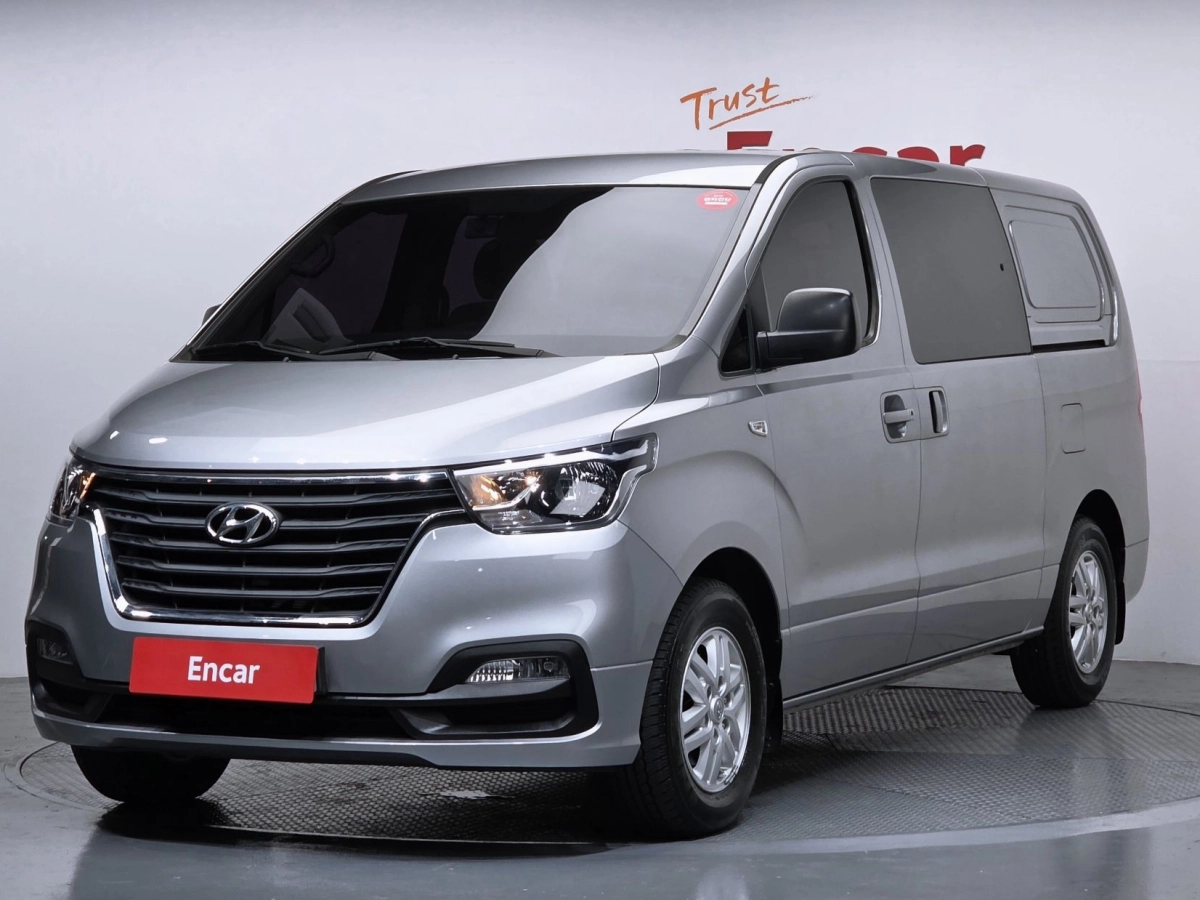 HYUNDAI STAREX GRAND 2021